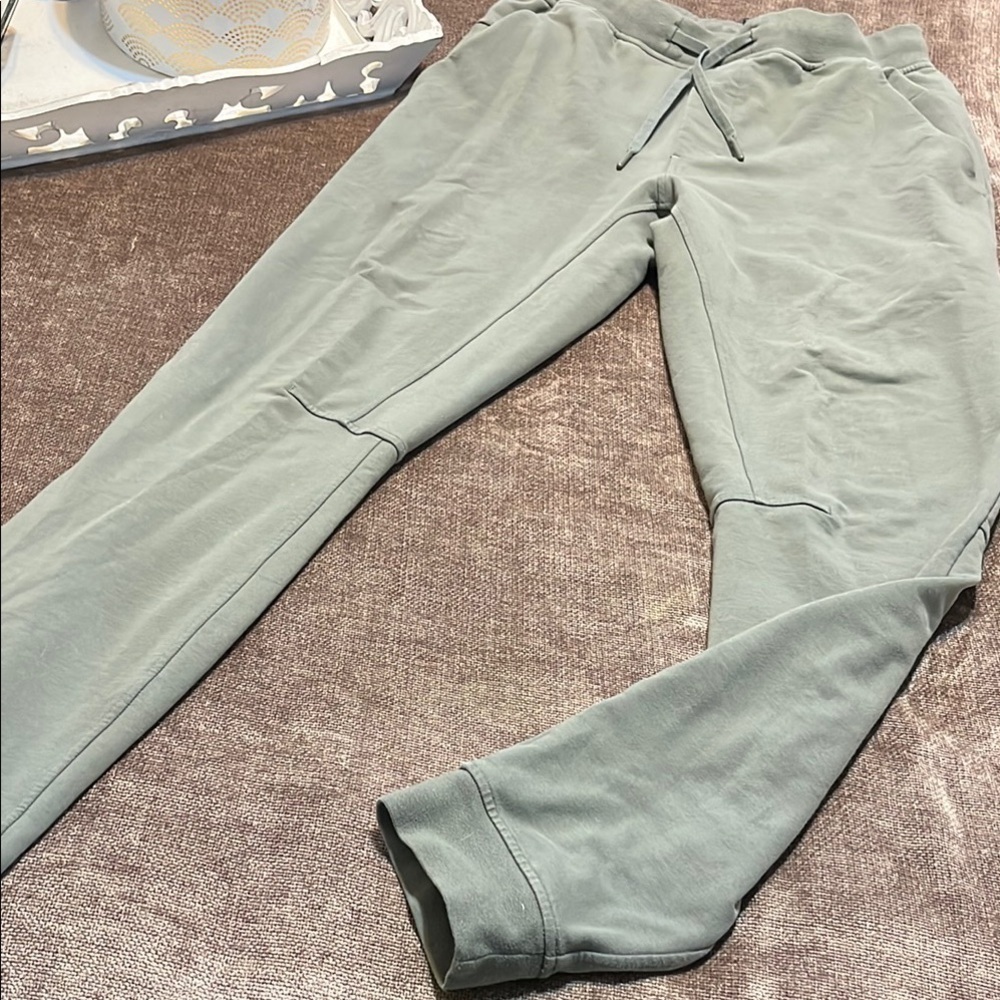 Lululemon Athletica Khaki Joggers - Men’s Medium